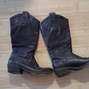Frye Purple Carson Boots